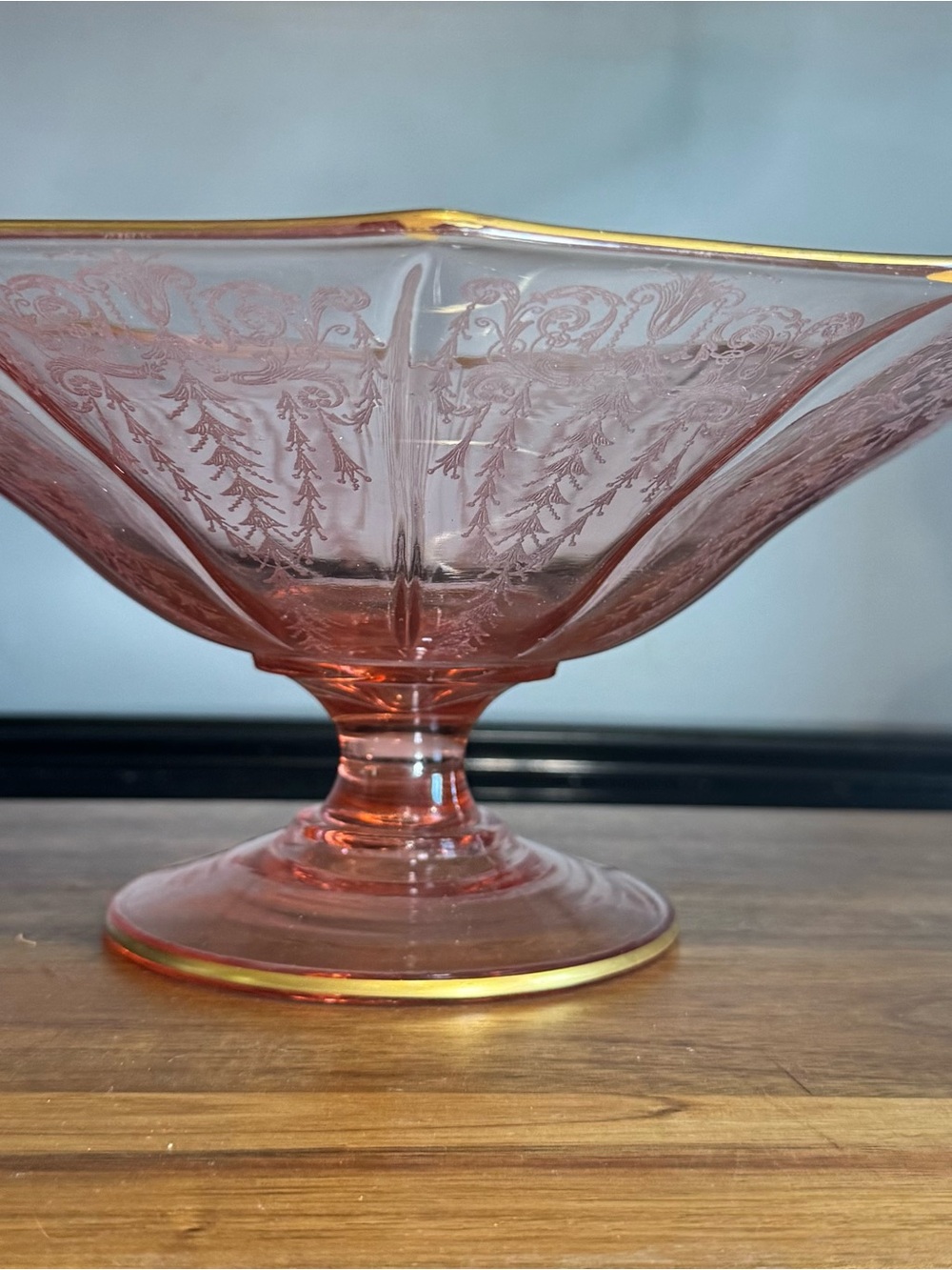 VTG Cambridge Pink Etched Cleo Centerpiece Footed Bowl Gold Rim